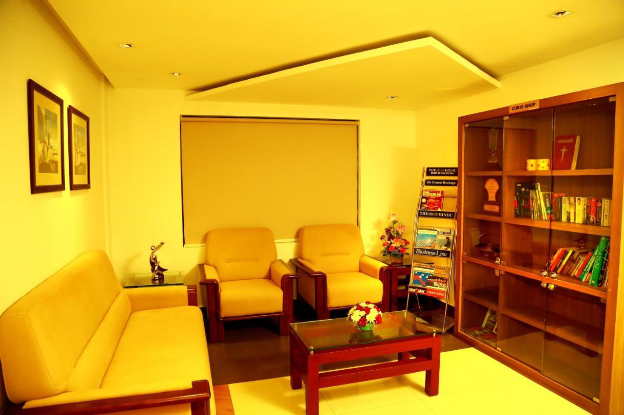 Hotel De Grand Kozhikode Extérieur photo