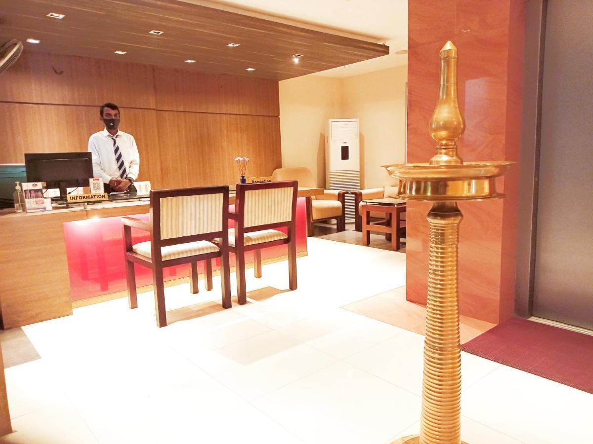 Hotel De Grand Kozhikode Extérieur photo