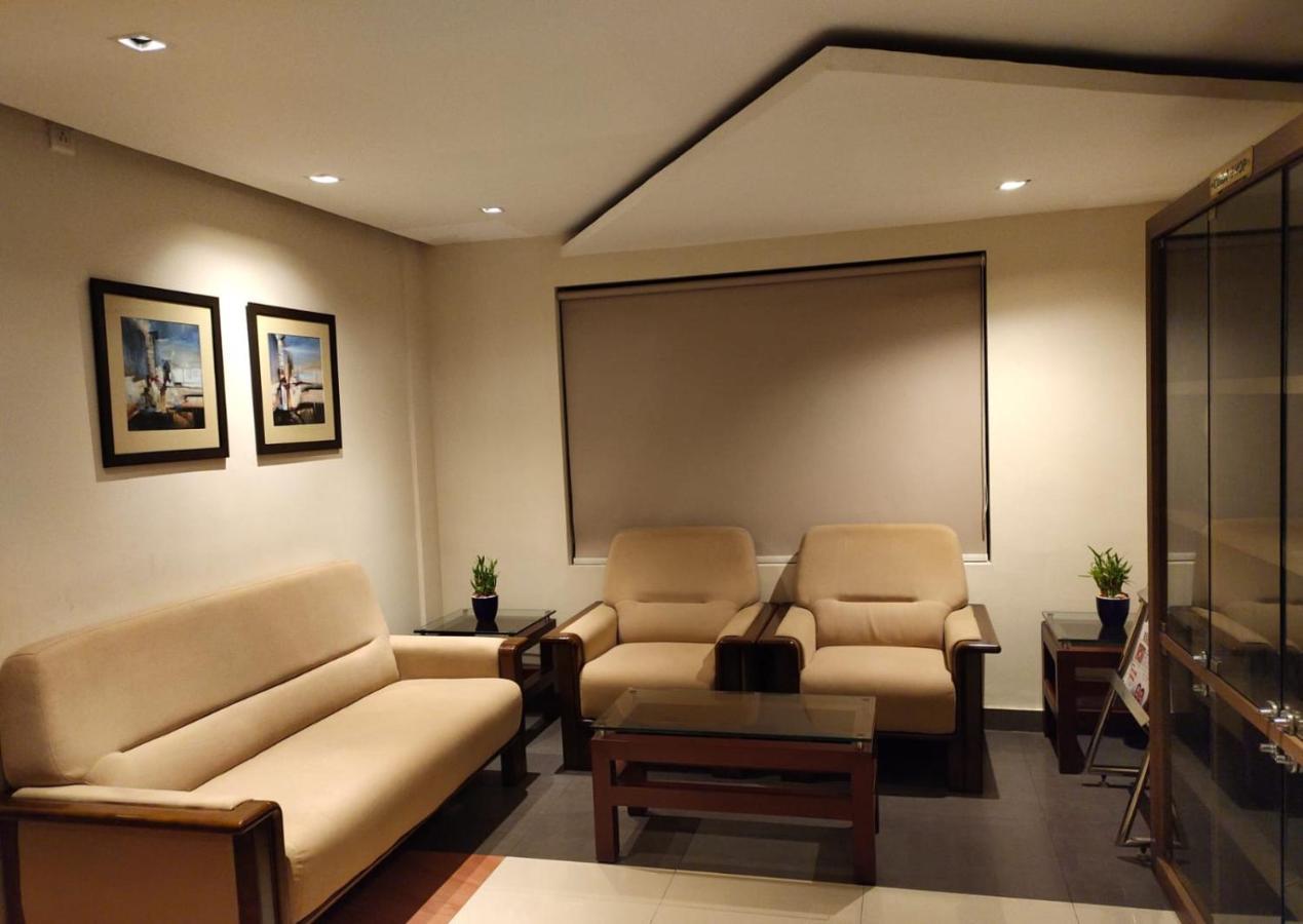 Hotel De Grand Kozhikode Extérieur photo