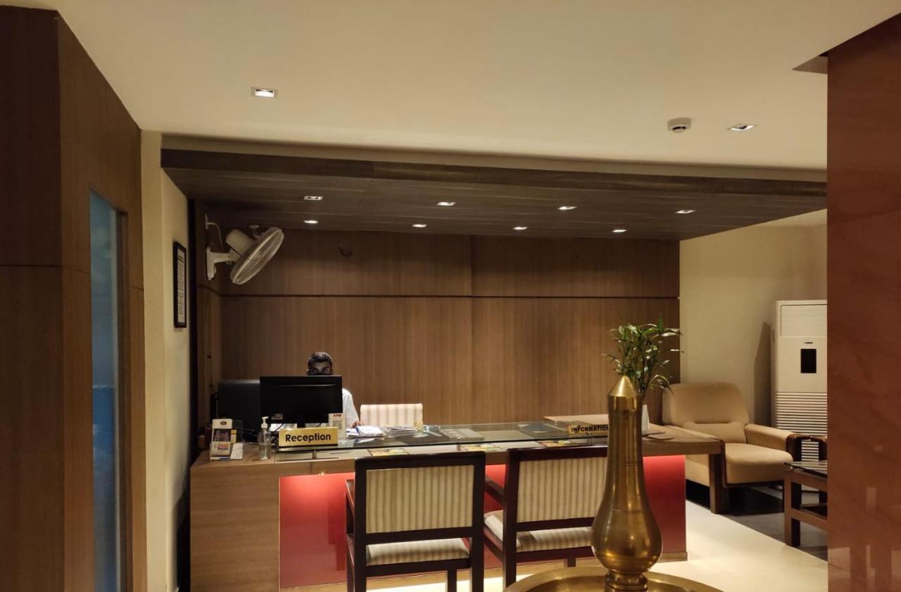 Hotel De Grand Kozhikode Extérieur photo