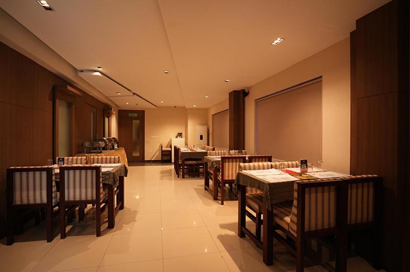 Hotel De Grand Kozhikode Extérieur photo